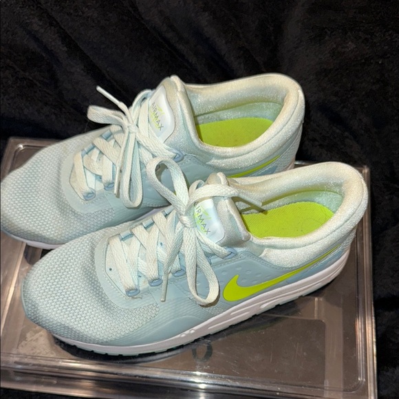 Blue Athletic Sneakers with Breathable Mesh - Picture 4 of 12